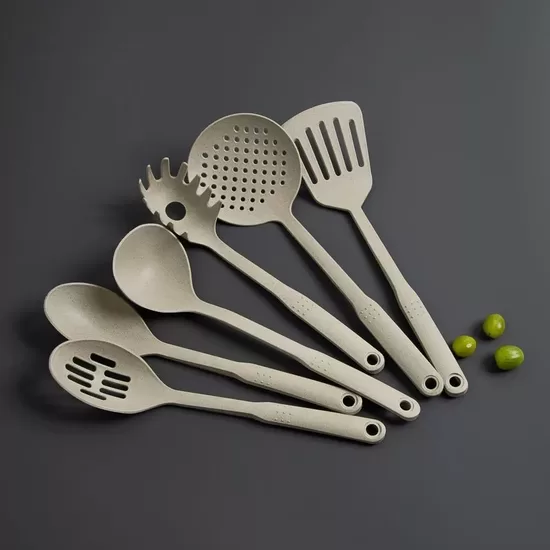 6 Piece Kitchen Utensil Set